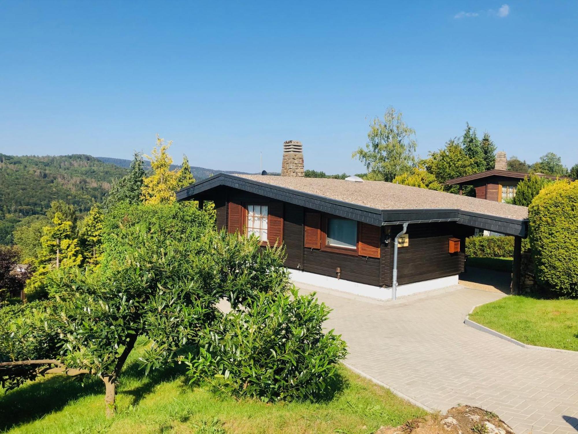 Dachsbau Villa Barbis Exteriör bild